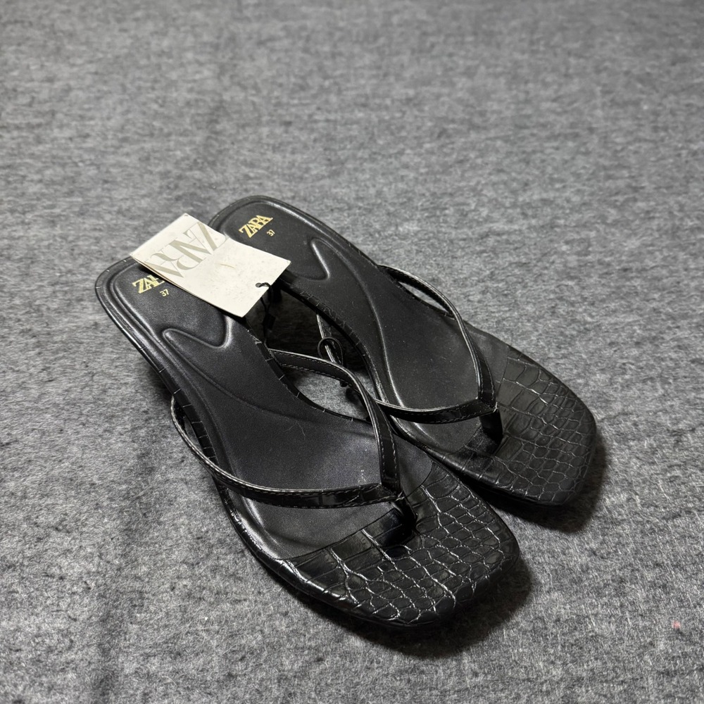 NEW Zara Black Croc Embossed Kitten Heel Thong Sandals Square Toe 37